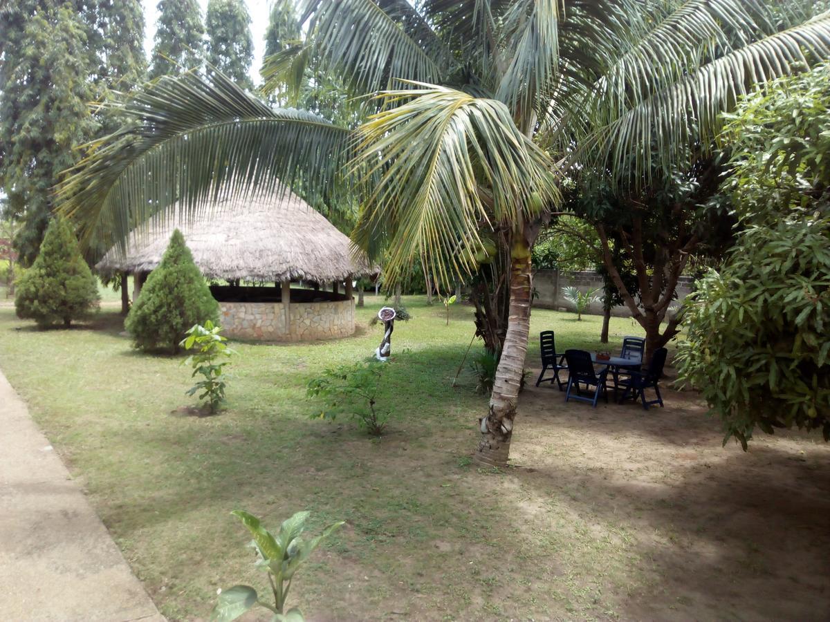 Hotel Royal Kpalimé Exterior foto