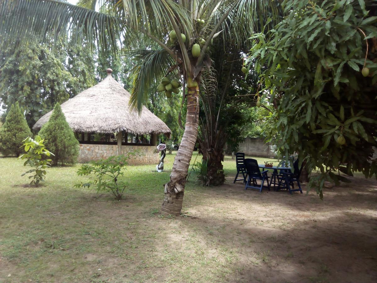 Hotel Royal Kpalimé Exterior foto